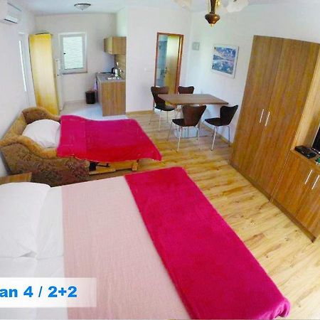 Villa Kristinka Vodice Luaran gambar