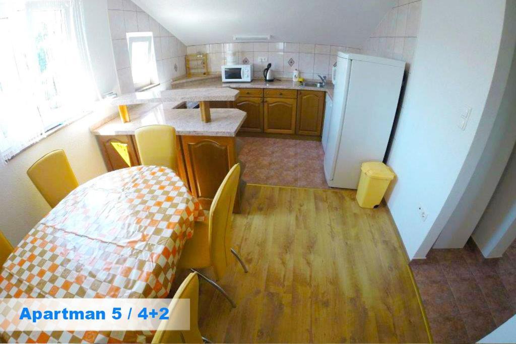 Villa Kristinka Vodice Luaran gambar